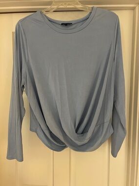 Plus size Universal Standard Blue Twist Front Long Sleeve Top Medium (18-20)